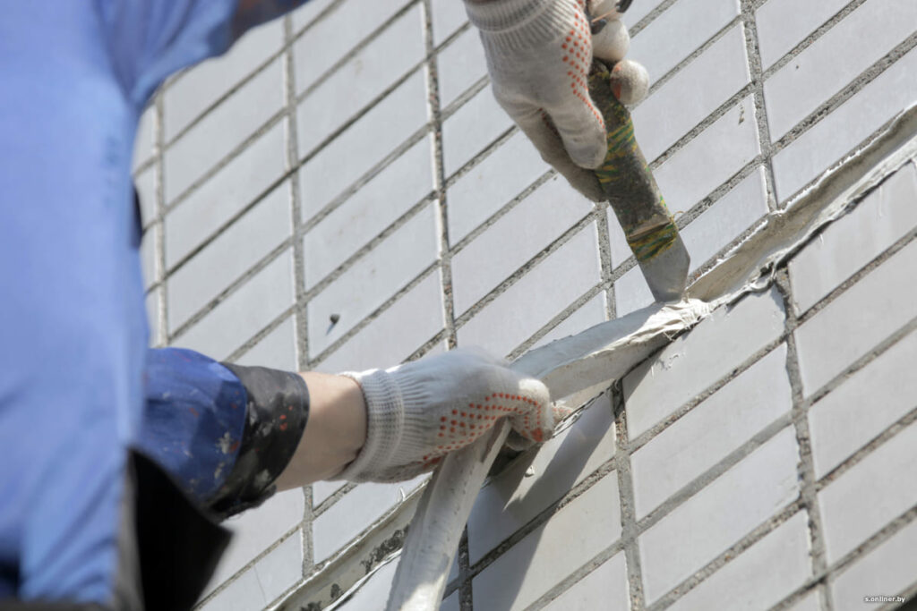 Герметизация межпанельных швов